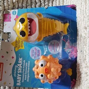 Baby Shark: Sensory Fun Friends - 2 Pack